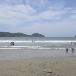 playa-la-madera-restaurant-morenita.jpg