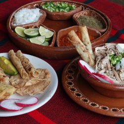 pozole-jaiba-feliz-zihuatanejo.jpg