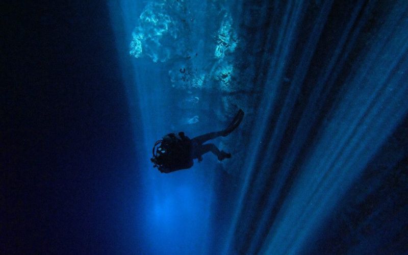 Queloniandivers Cave 